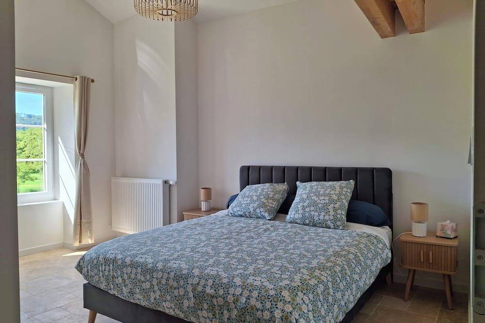 Le Petit Chépy Bed and Breakfast 1. in Tullins, Isère
