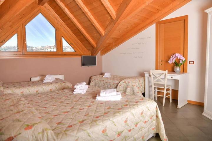 Maison d’hôte pour 5 personnes, avec terrasse et vue à Bergame - 2