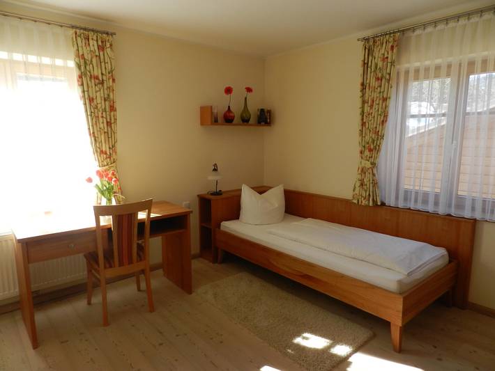 Ganze Ferienwohnung, Das große Apartment im Hochparterre (Nr.1) in Übelbach, Steirerland