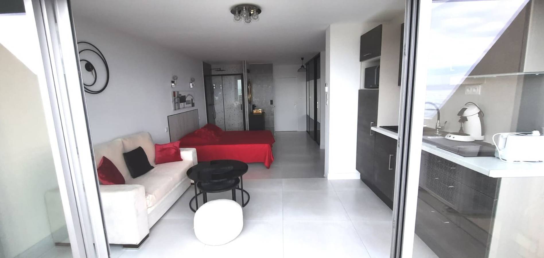 Studio entier, Naturiste Cap d'Agde Héliopolis C 30 in Cap d'Agde, Agde