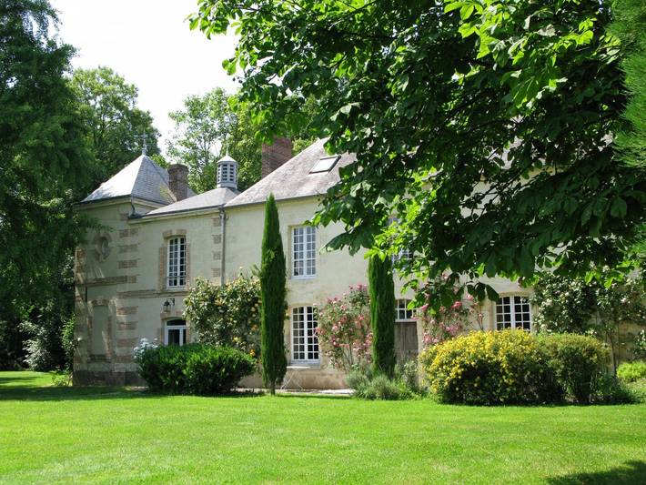 Cottage pour 2 personnes, avec jardin à Coulonges-sur-Sarthe