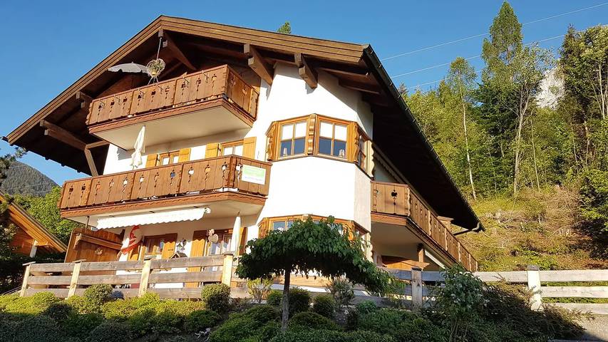 Ferienwohnung für 2 Personen, mit Terrasse im Mittenwald