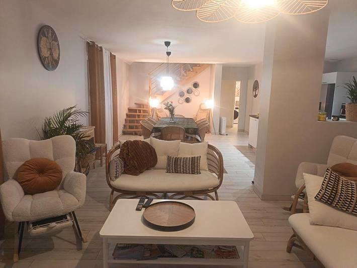 Maison de vacances pour 8 personnes, avec piscine ainsi que jardin et jacuzzi