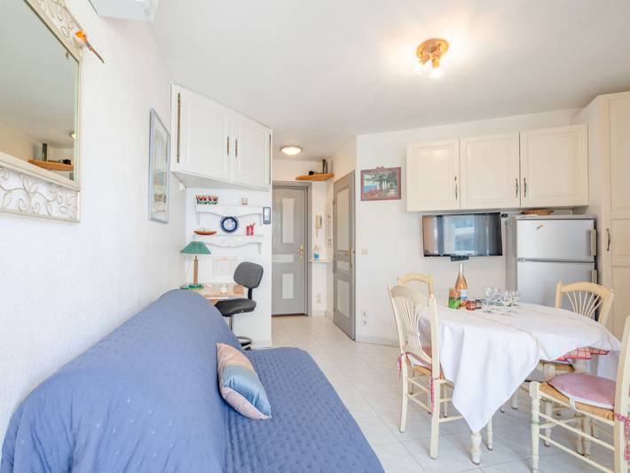 Gîte pour 4 personnes, avec terrasse, animaux acceptés dans Plage du Port Fréjus - 4