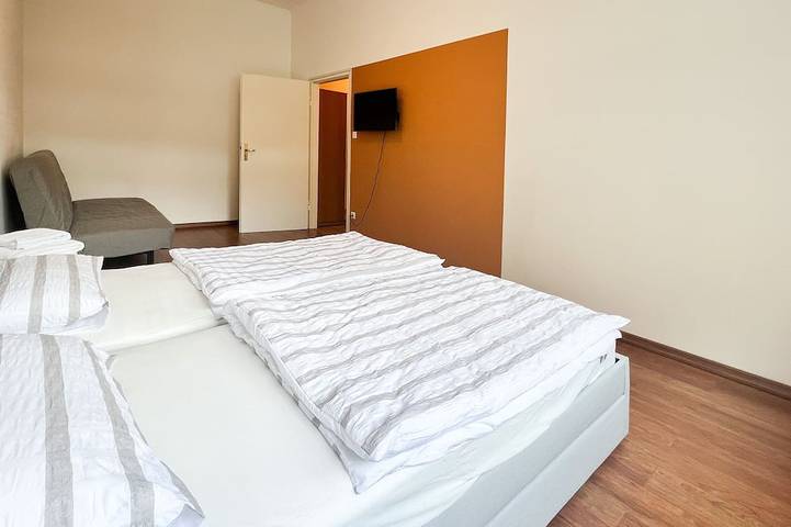 Entire apartment, Charming apartment in a central location in Karlsruhe, Rhine Plain