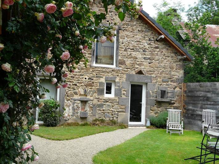 Maison d’hôte pour 4 personnes, avec sauna et jardin en Auvergne