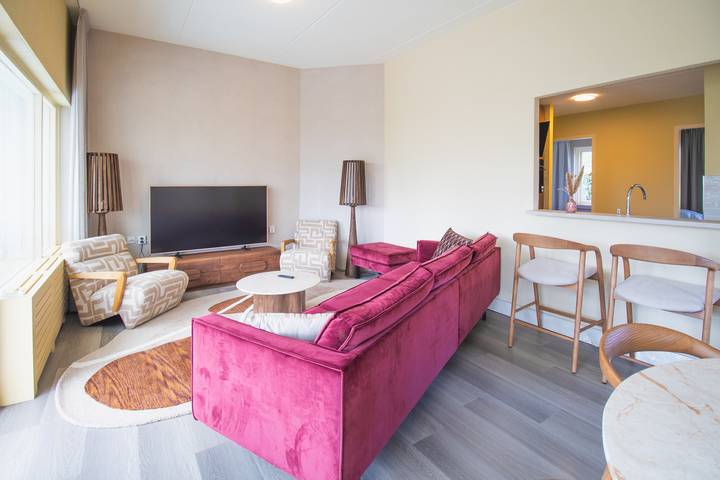 Bungalow voor 4 personen, with Whirlpool and Terras as well as Tuin and Kinderzwembad in Voorthuizen