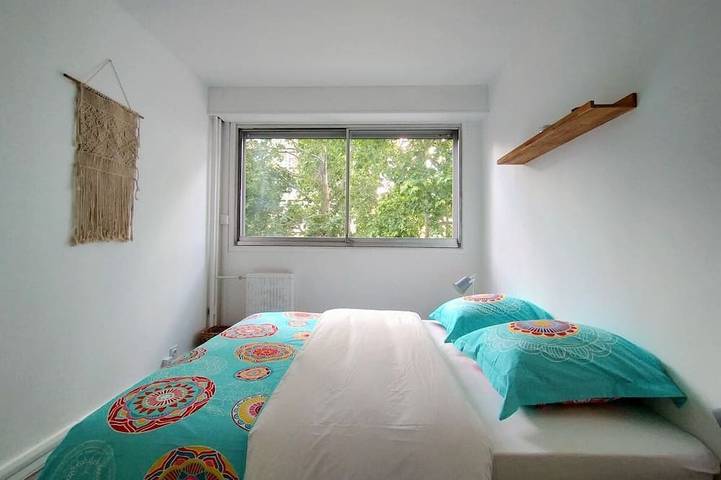 Gîte pour 9 personnes, avec terrasse et jardin à Colombes - 2