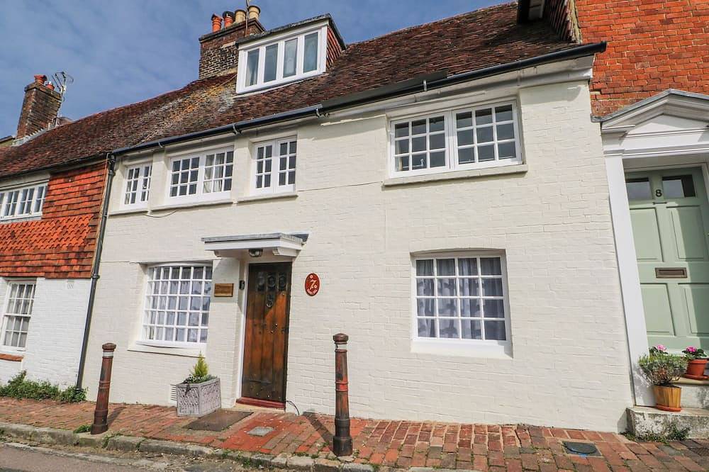 Quince Cottage, pet friendly, with a garden in Lewes, Sussex in Lewes (UK), Sussex Oriental