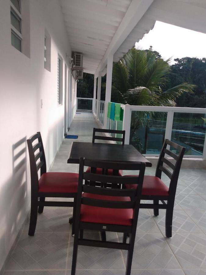 Pousadas para 7 pessoas, com vista e balcão em Guaraú