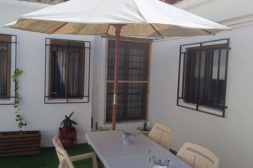 Casa Rural Alegria, a home in the mountains and close to the beach in Caudete de las Fuentes, Valencia Province