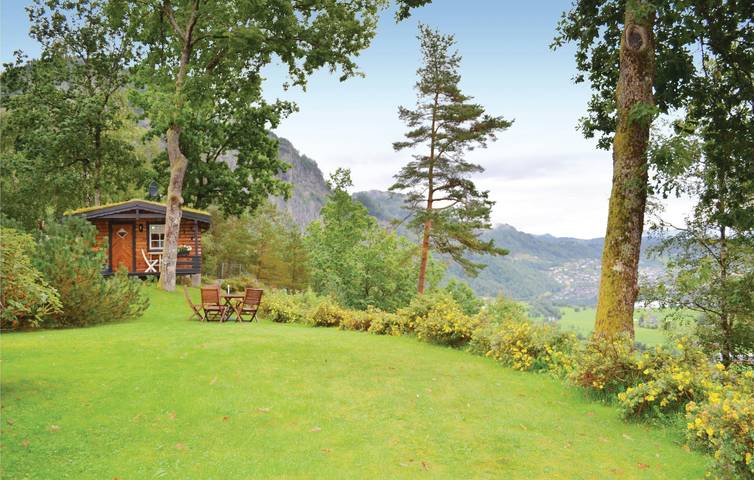 Ferienhaus für 2 Personen mit Terrasse in Kvam herad