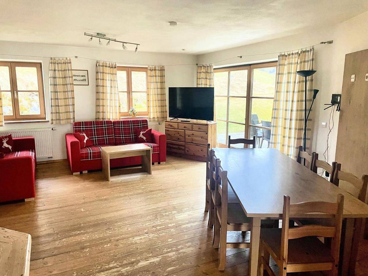 Four-Bedroom House in Ruhpolding, Bayerische Alpen
