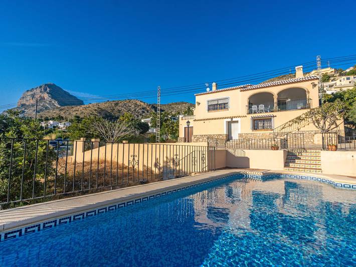 Ferienhaus für 6 Personen, mit Ausblick und Terrasse sowie Garten, mit Haustier in Nova Xabia