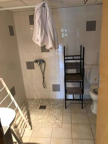 Gîte pour 3 personnes, avec terrasse à Toujouse