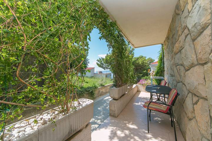Gîte pour 2 personnes, avec Balcon/Terrasse à Brela