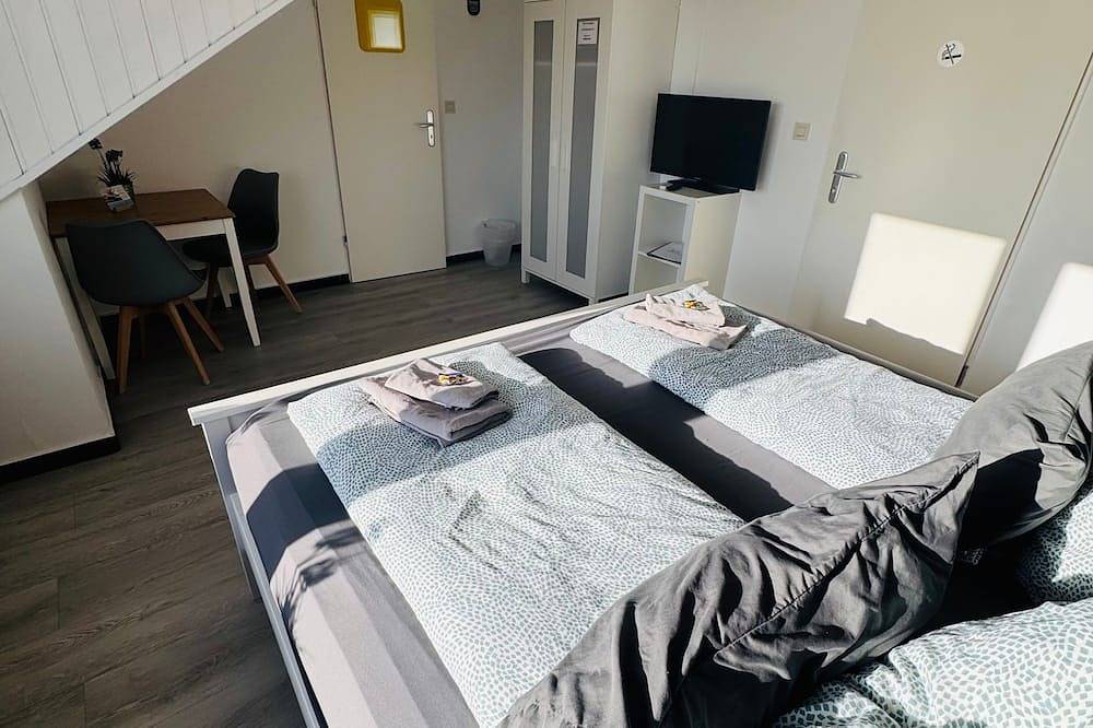 Ganze Wohnung, Ferienwohnung/App. für 8 Gäste mit 120m² in Neuharlingersiel in Groß Holum, Neuharlingersiel