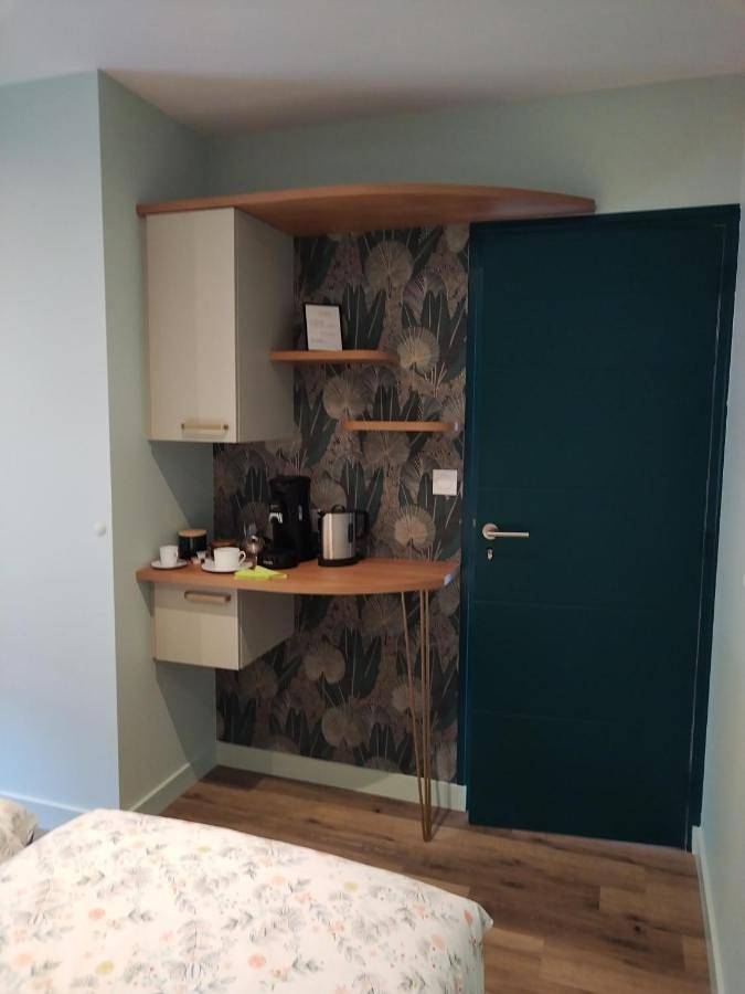 Location de vacances pour 2 personnes, avec terrasse et jardin à Lancieux - 4