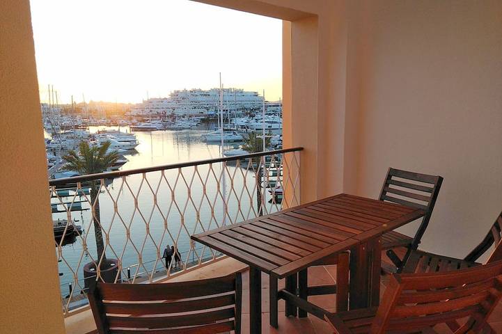 Apartamento de férias para 8 pessoas, com varanda - 1