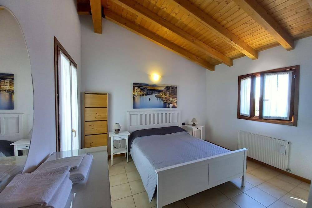 Ganze Wohnung, Charmante Wohnung in Colà mit Privatem Garten in Colà, Lazise