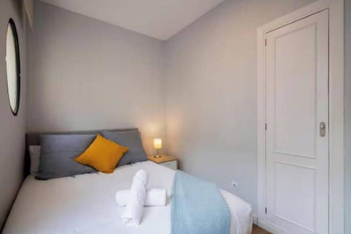 Ganze Wohnung, Modern 90 m² Apartment Near Atocha – Walk to Madrid’s Top Attractions in Atocha, Madrid