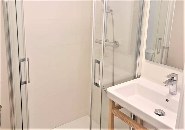 Hôtel pour 2 personnes, avec piscine à Es Castell - 2