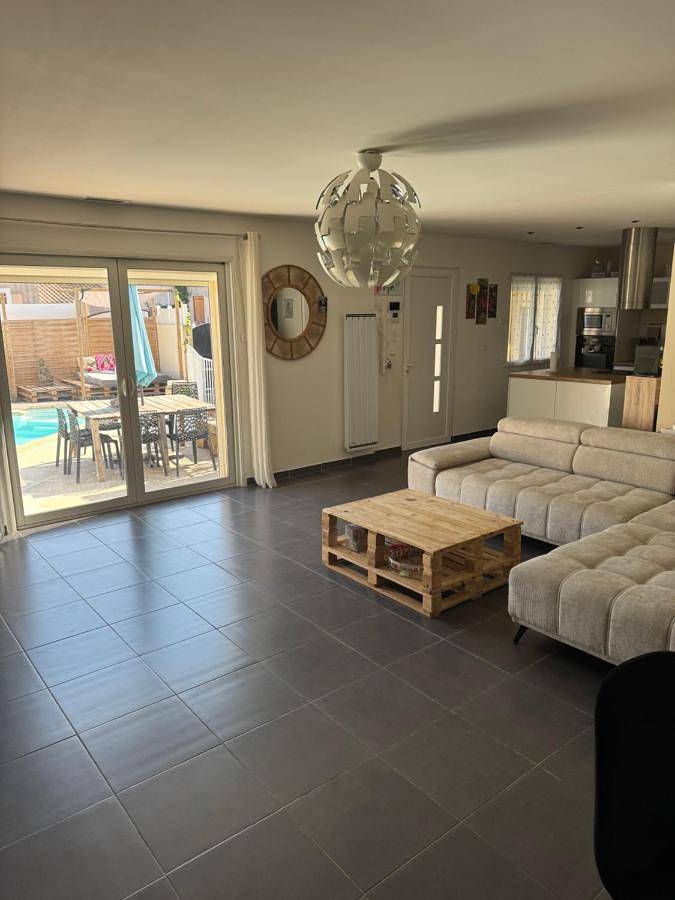 Location de vacances pour 8 personnes, avec jardin et piscine, animaux acceptés à Vestric-et-Candiac - 4