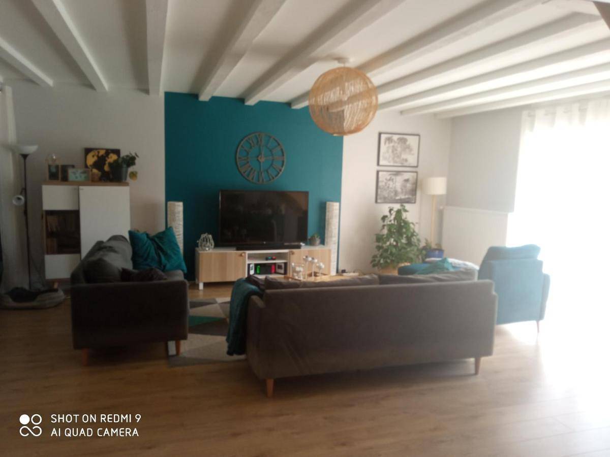 Double Room with Private Bathroom in Cusset, Région de Vichy