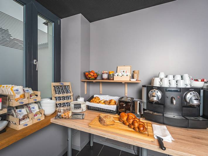 Hotel Restaurant Artist - Single Classic mit Dusche/Wc in Biel/Bienne, Biel Seeland