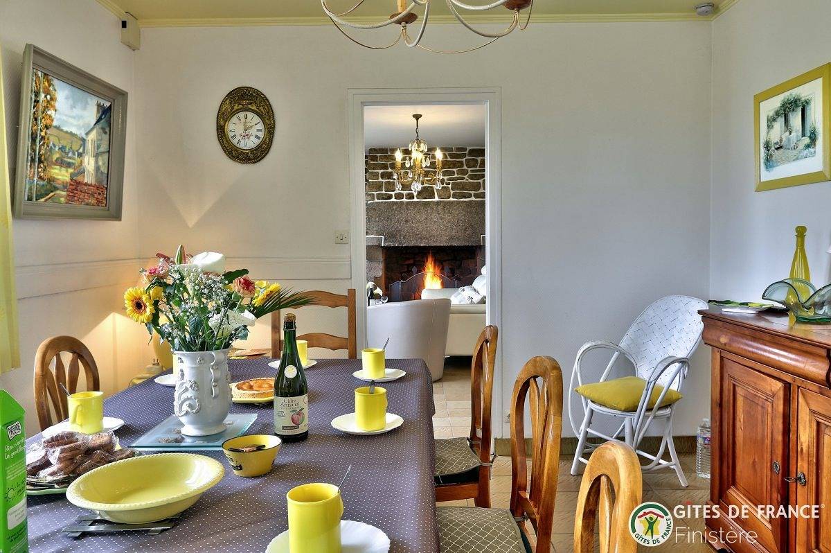 Bleu in Saint-Pol-de-Léon, Ceinture Dorée