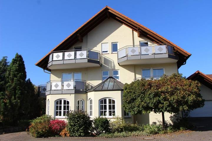 Maison d’hôte, avec Terrasse à Eschau (Basse-Franconie)