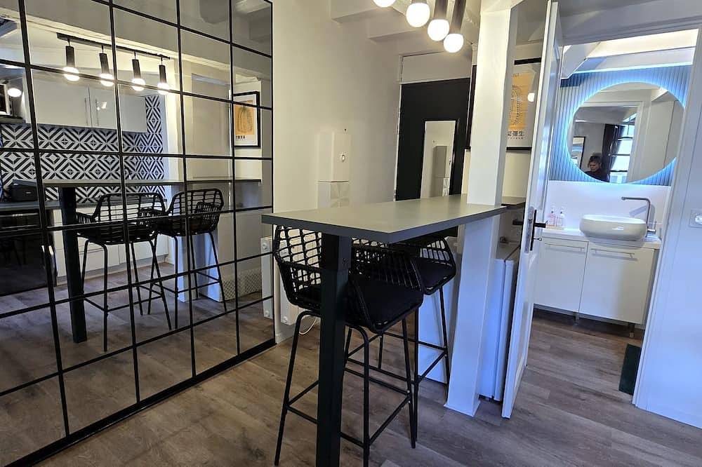 Entire apartment, Apartment 2-4 persons Hyper Centre in Beauvais, Oise