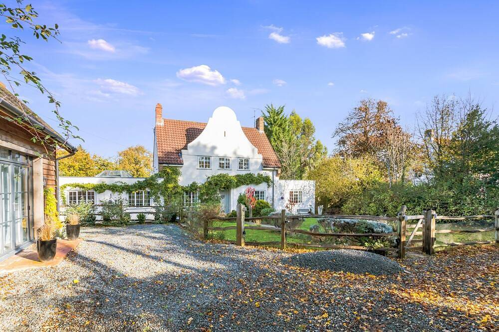 Wisteria House- Pretty country home dog friendly on request in Henfield, Sussex Occidental