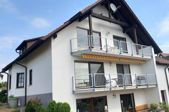 Ferienwohnung für 4 Personen, mit Balkon in Kallstadt