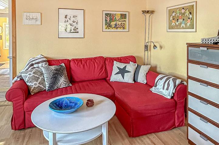 Beautiful home in Nynäshamn with Wifi in Nynäshamn