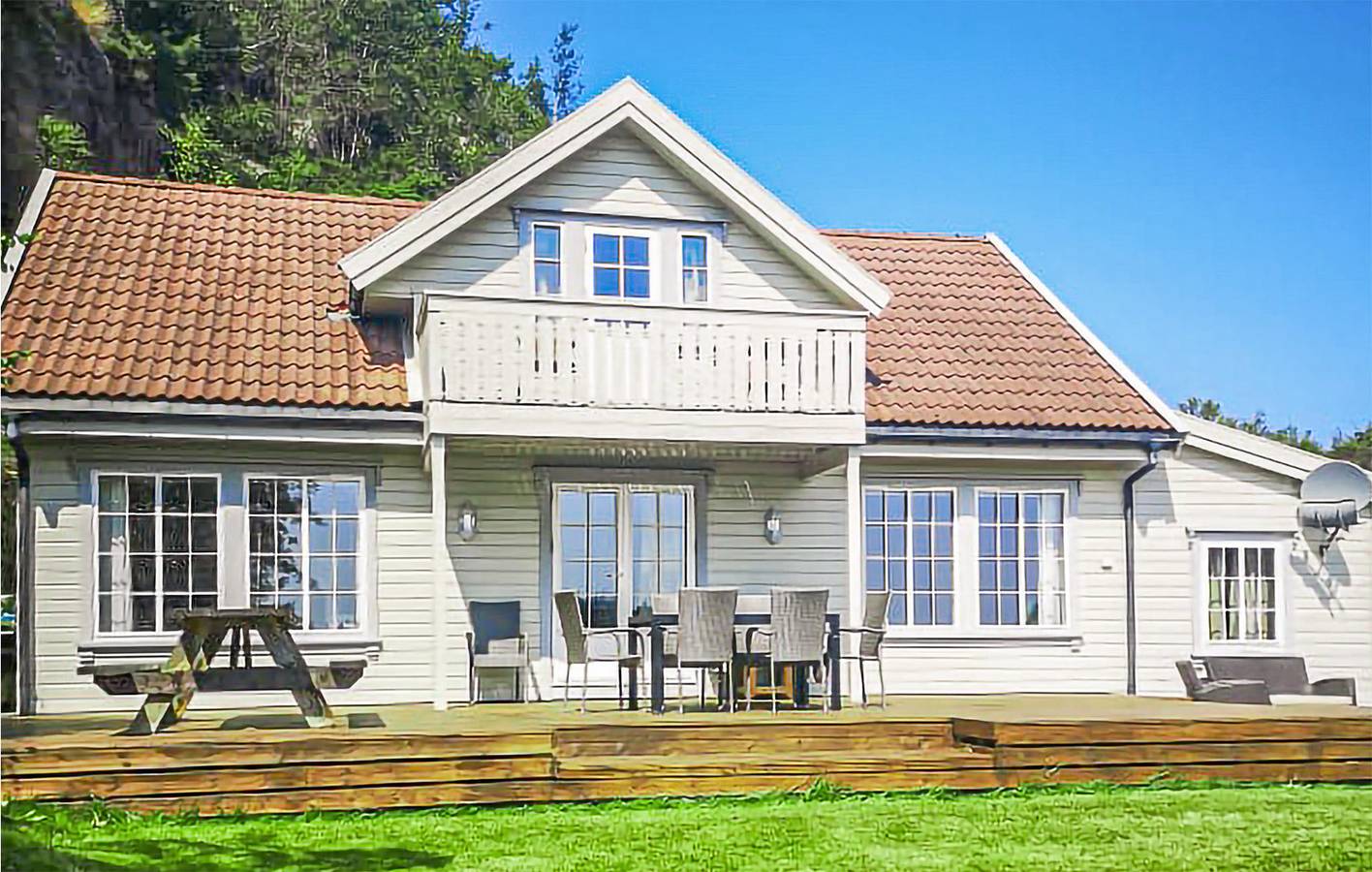 Feriehus for 12 personer med terrasse in Lindesnes 