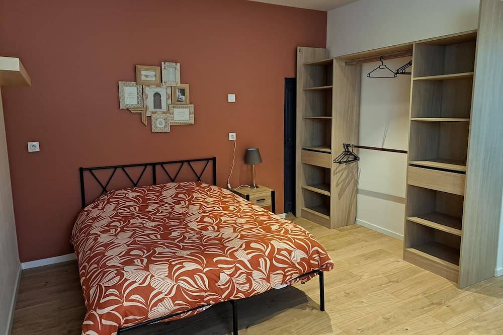Maison spacieuse et chaleureuse au centre ville . Tout est accessible à pied. in Bourg-en-Bresse, Région de Bourg-en-Bresse