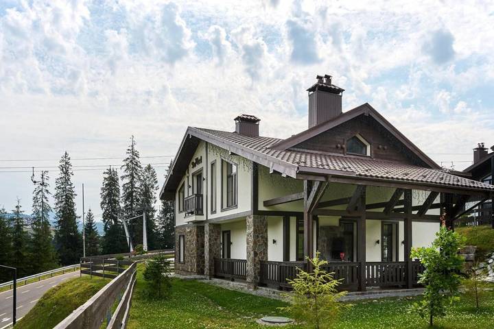 Chalet pour 11 personnes, avec vue et terrasse, animaux acceptés