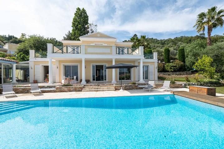 Location de vacances pour 8 personnes, avec jacuzzi et balcon ainsi que piscine et sauna à Falicon - 3
