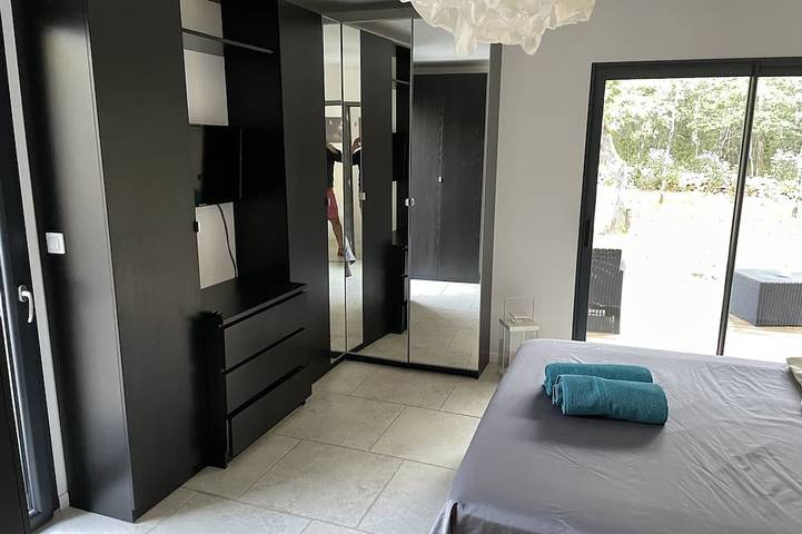 Location de vacances pour 10 personnes, avec jardin et terrasse, animaux acceptés à Labastide-de-Virac - 3