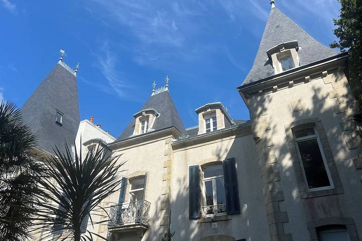 Château pour 14 personnes, avec Jardin dans le Finistère