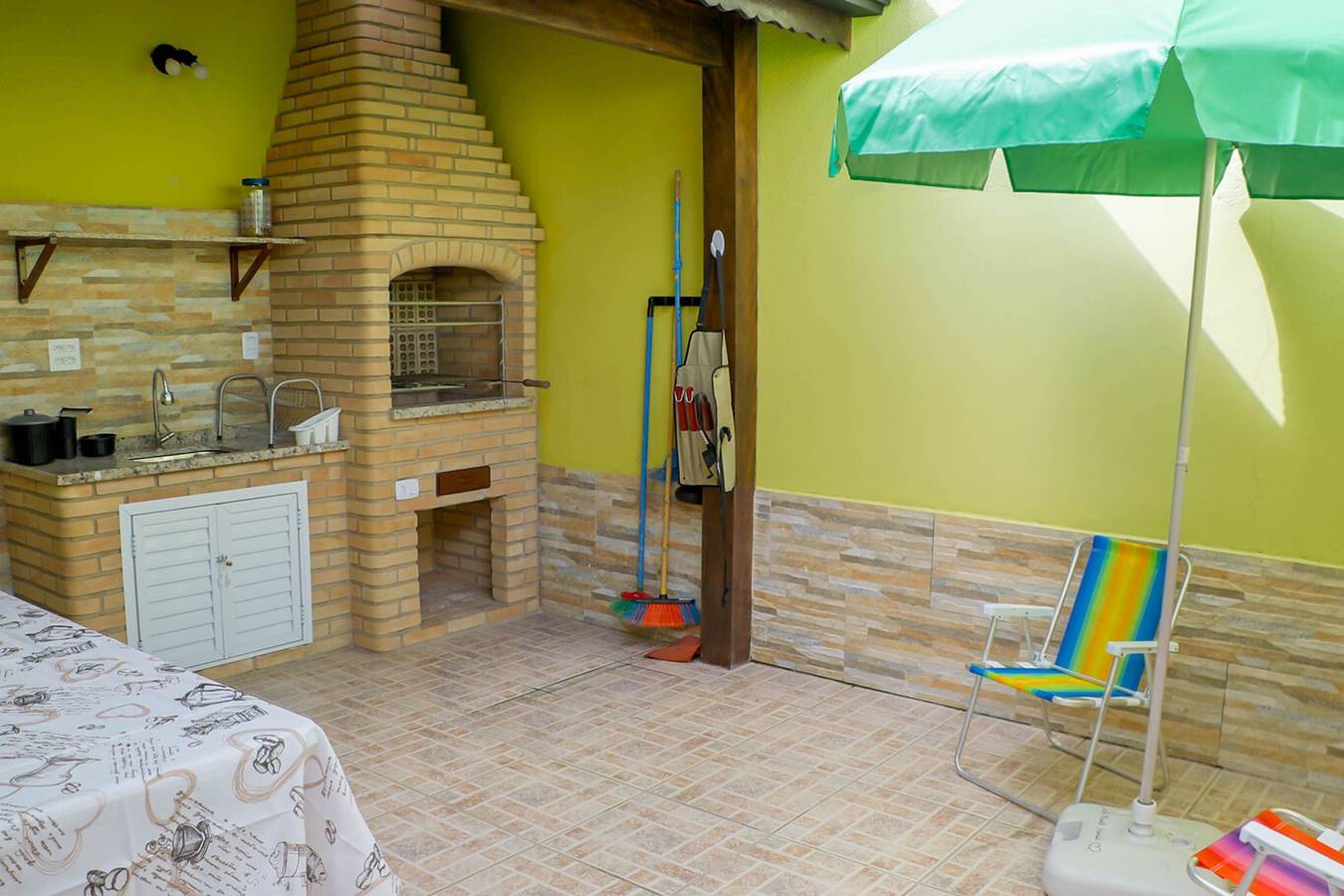 Casa com Wifi e churrasq a 500m da Praia de Suarão in Itanhaém, Baixada Santista