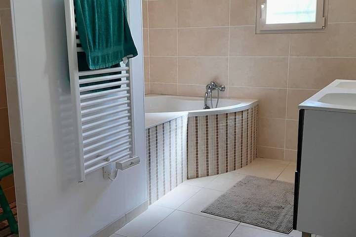 Location de vacances pour 8 personnes à La Douze - 2