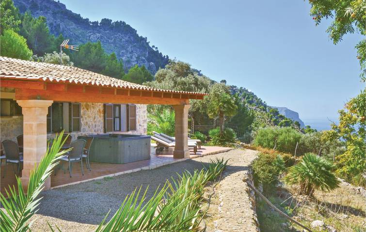 Apartamento con vistas al mar, aire acondicionado y aparcamiento in Estellenchs, Costa de Mallorca