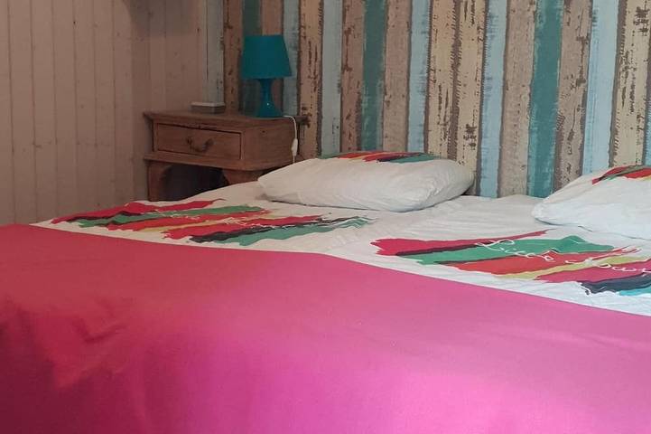 Location de vacances pour 18 personnes, avec Terrasse et Jardin à Mortagne-sur-Gironde - 3