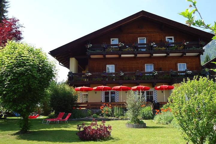 Ganze Wohnung, Apartment Waldhorn Fewo für 2 Personen mit Badeplatz in Sankt Wolfgang im Salzkammergut, Bezirk Gmunden