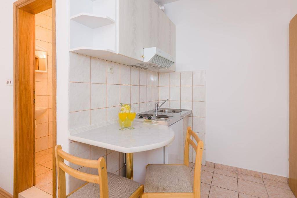 Appartement entier, Studio Apartment - Villa Tomasovic  in Podstrana, Split-Dalmatie