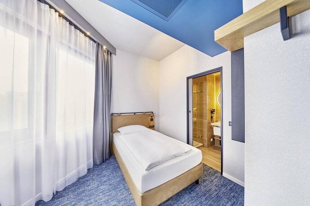Ganze Wohnung, H2 Hotel Düsseldorf Seestern von Sunday Einzelzimmer in Düsseldorf, Düsseldorf und Umgebung