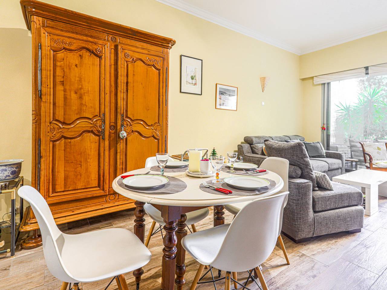 Entire apartment, Terrasses de la Baie des Anges in Nice (France), Mediterranean Coast (France)
