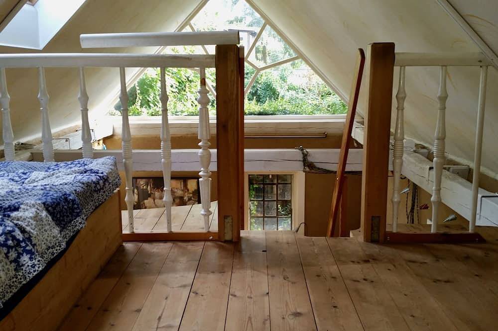 Lüneburg: Idyllic, bright garden house in the center of a historic half-timbered town in Lüneburg, Nordheide
